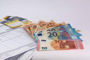 Assegno unico: grafico che illustra le cause di sospensione senza preavviso.